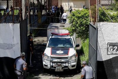 Diez muertos en ataque a escuela en Brasil