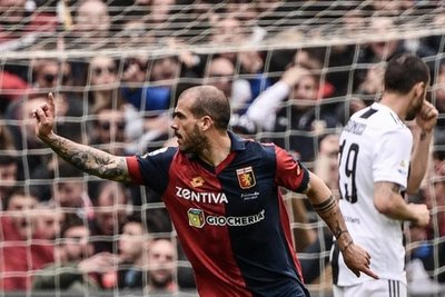 Génova corta el invicto de la Juve