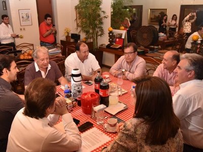 Marito y senadores limarán hoy asperezas en busca de acuerdos