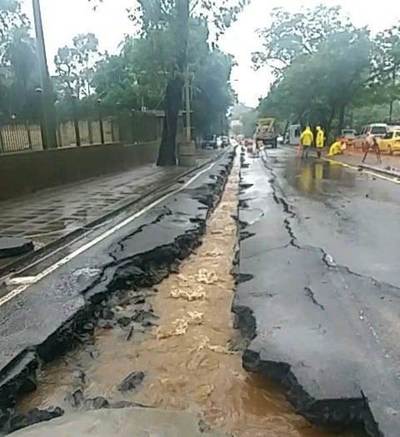 Raudal llevó parte de obras de alcantarillado