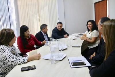 Buscan concretar vuelos chárter para el desarrollo de la región
