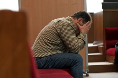 Empieza juicio por escándalo sexual en escuela española