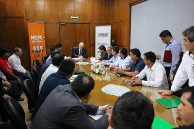 Piden al MOPC por caminos de todo tiempo para interior del Alto Paraná