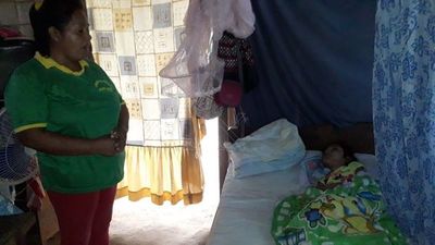 San Pedro: niña con discapacidad necesita ayuda