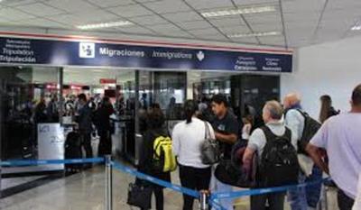 Aguardan presencia de turistas en aeropuerto internacional