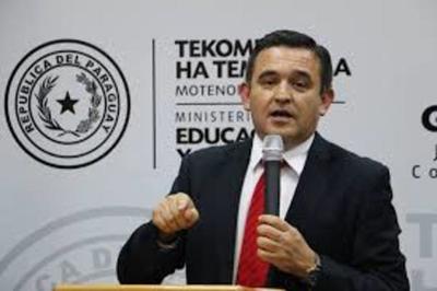 MEC garantiza presencia de docentes en aulas