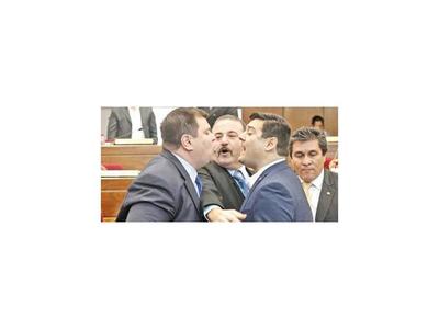Surgen posturas que embarran la definición del suplente de Cubas