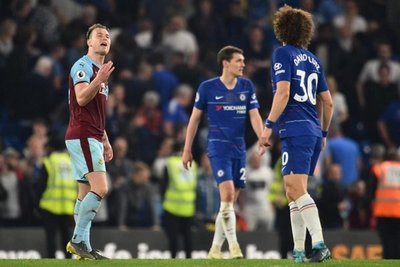 Chelsea pierde la chance ante el Burnley