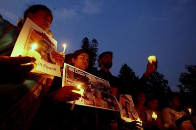 Sri Lanka cuenta a sus muertos tras los atentados del domingo
