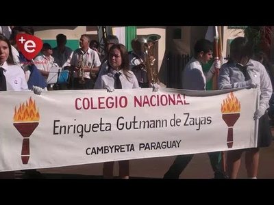 DESFILE ESTUDIANTIL EN HOMENAJE AL DISTRITO DE CAMBYRETÁ