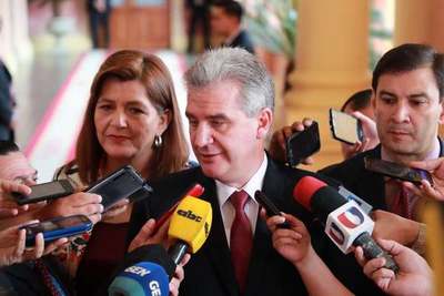 Añetete decide acompañar la destitución del contralor Enrique García