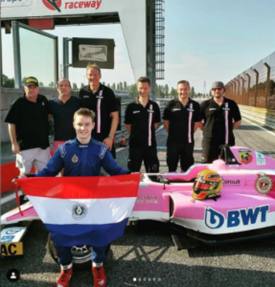 El joven piloto entra en competencia este domingo