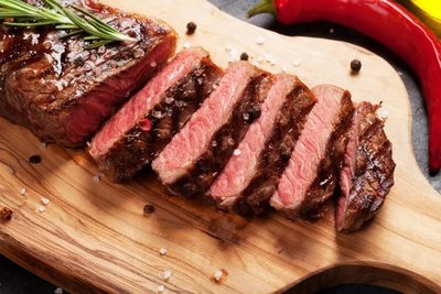 Presentan carne creada en laboratorio como alternativa