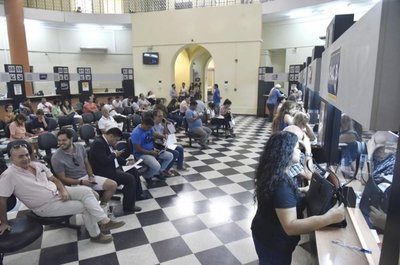 Estado debe recuperar confianza de contribuyente mejorando gasto