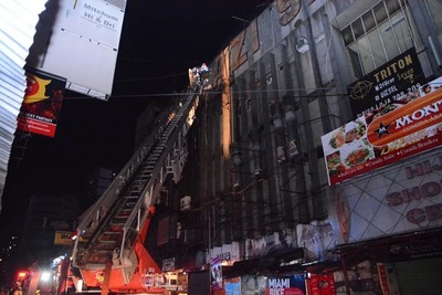 Clausuran Shopping Hijazi, que se incendió dos veces en menos de cuatro meses