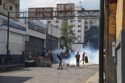 EE.UU.: “acción militar” en Venezuela “es posible” si “es requerida”