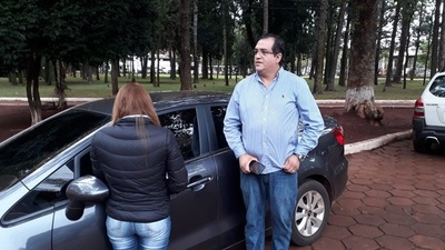Imputan a comisario por agresión sexual y robo de 150 mil dólares
