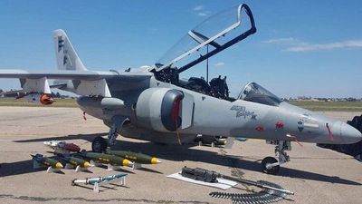 Evalúan compra de aviones