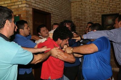 Moquete” en pasillos de la Junta Municipal del Este