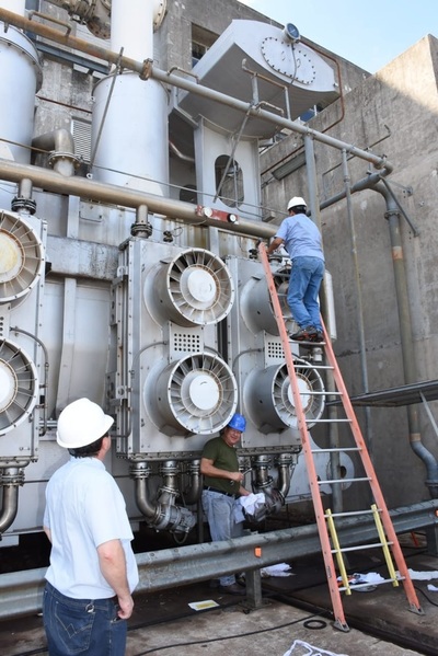 Retiran la totalidad de interruptores de 220 Kv para dar lugar a línea de 500 Kv