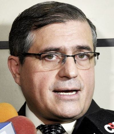 El senador quiere confundir con mentiras, dice fiscal
