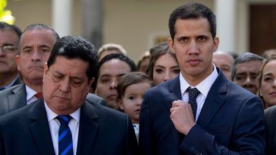 Amenaza de bomba impide debatir sobre “persecuciones” en Venezuela