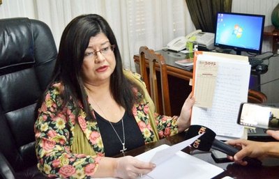 Caso Cucho: Denunciarán a Llanes por supuesta producción de documentos falsos