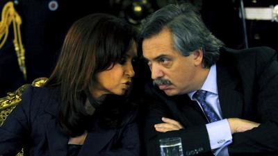 Cristina de Kirchner se postula a la vicepresidencia de Argentina