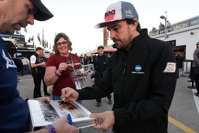 Fernando Alonso queda fuera de las 500 Millas