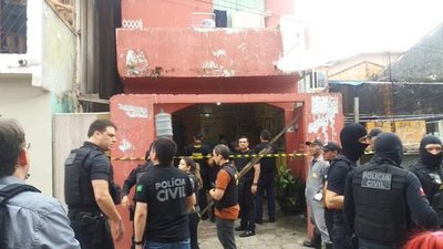 Grupo armado atacó un bar y al menos 11 personas murieron en Brasil