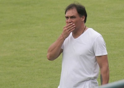 Despidieron a “Chito” Ayala y buscan nuevo DT en Capiatá