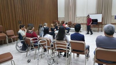Comida y caminata simbólica por la lucha contra la Esclerosis Múltiple