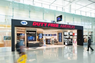 Free shops de Brasil golpean a comerciantes de frontera