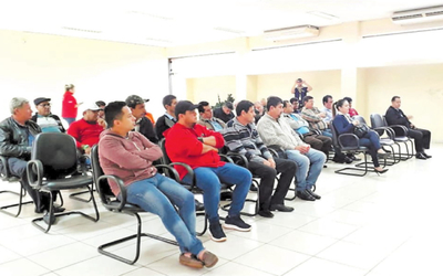 Taxistas se capacitan para recibir a turistas