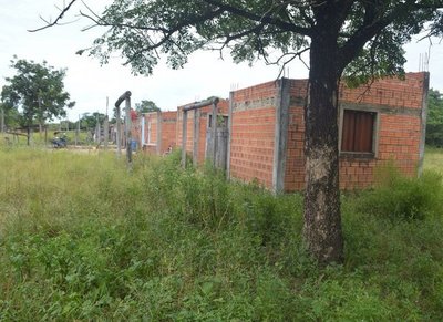 US$ 1.126.000 de un crédito del BID usaron en consultorías en Senavitat