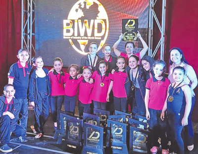 Bailarines esteños concursarán en EE.UU.