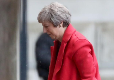 Theresa May presenta su renuncia y abre la disputa por la sucesión