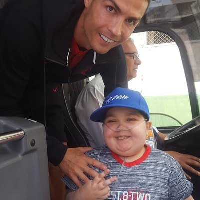 Cristiano sorprende hasta fuera de la cancha