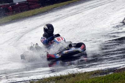 Lluvia de emociones en pista