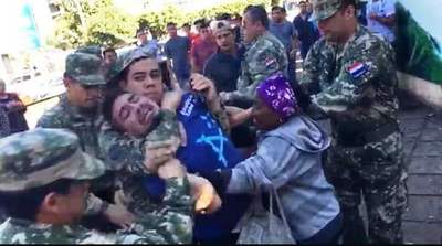 Montan show mediático para distraer y dejar pasar toneladas de contrabando