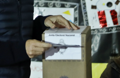 Gobernadores de cuatro provincias argentinas son reelegidos en las urnas