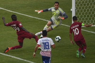 Un amargo debut que complica todo