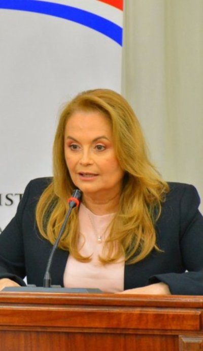 Terna oficialista: Una mujer para la Corte