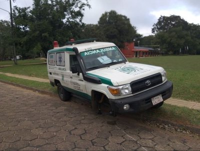 Ambulancia perdió una rueda cuando iba a trasladar a un paciente
