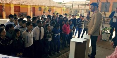 Nenecho Rodríguez fomenta la lectura