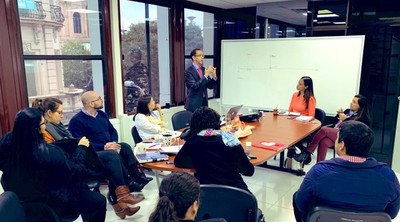 BECAL recibe cooperación de Colombia en materia de gestión de becas