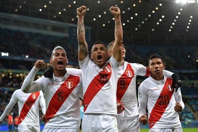 ¡Perú a la final! Ayer cayó WhatsApp, Facebook, instagram y también Chile