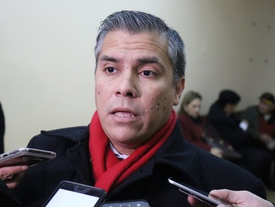 Jurado debe enjuiciar a jueza que liberó a Ulises, afirma apoderado de la ANR