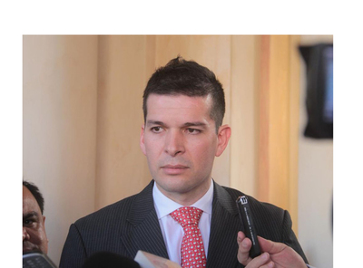 Bancada de HC en el Senado no participará de sesión donde elegirán a la “candidata del presidente”