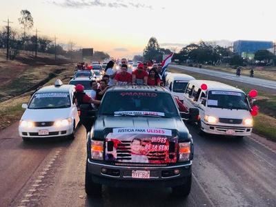 Antes con camioneta de Cucho, ahora Ulises pescado en vehículo de procesado por hurto agravado y coacción sexual